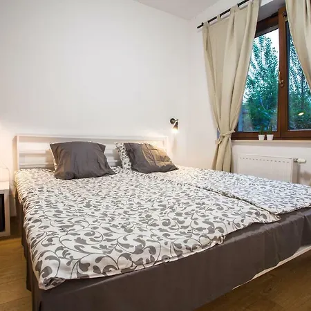 Awesome Near The Royal Castle & Ice Apartment